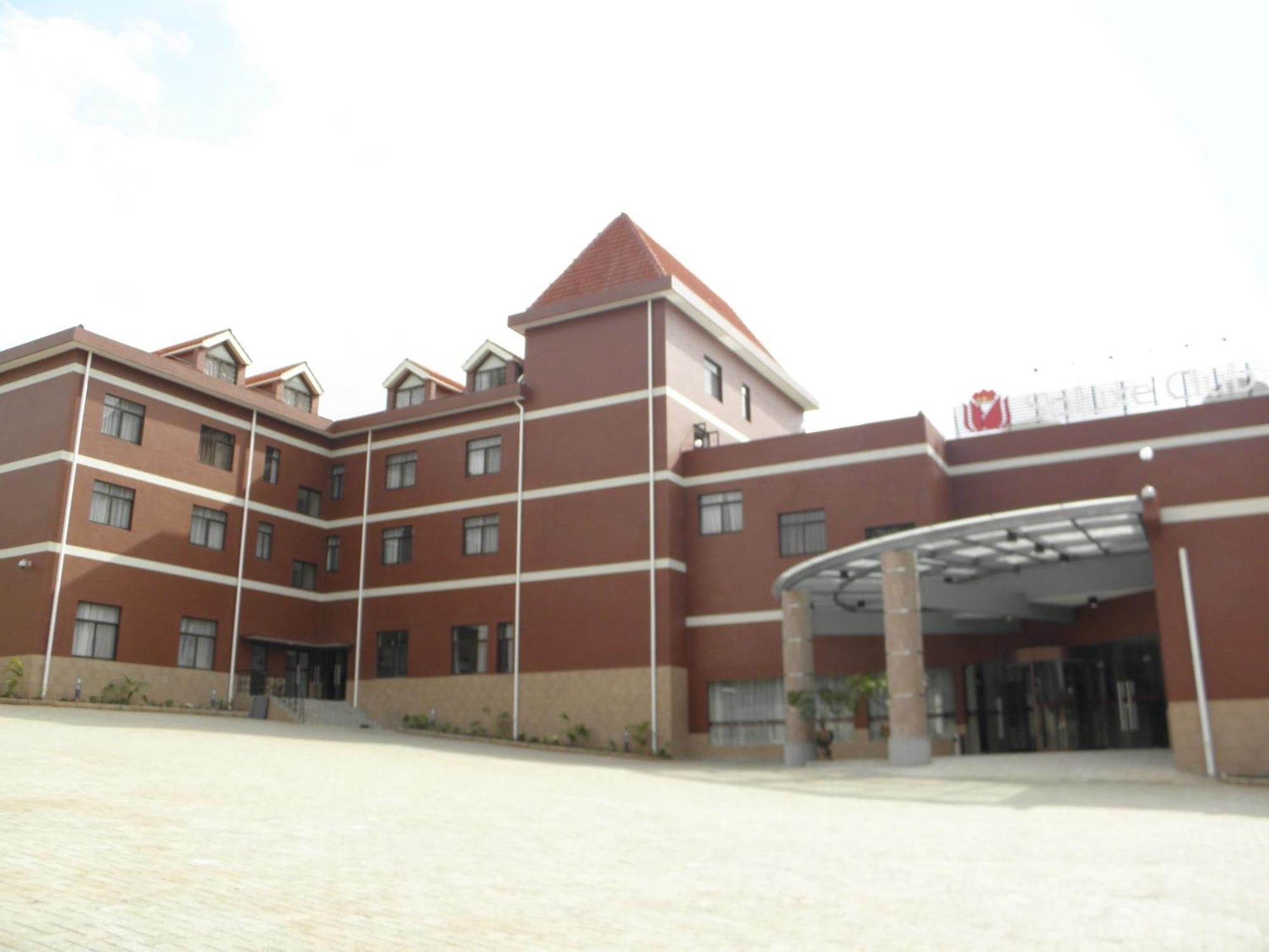 Soluxe Club International Hotel Nairobi Exterior foto
